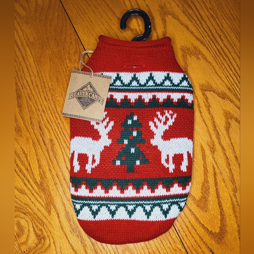 🐾NEW Beaver Canoe Reindeer Sweater SML